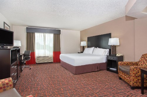 Holiday Inn Express & Suites Murphy an IHG Hotel - image 16