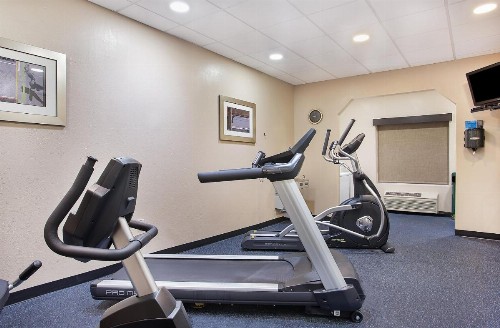 Holiday Inn Express & Suites Murphy an IHG Hotel - image 26