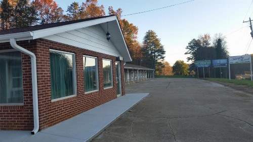 Murphy Motel - image 10