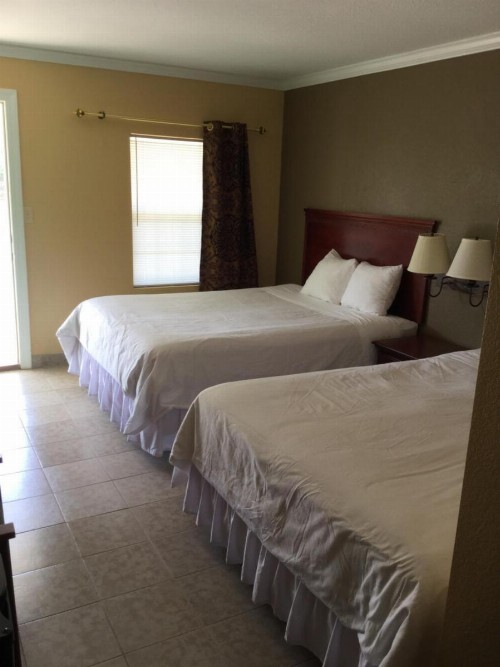 Murphy Motel - image 9