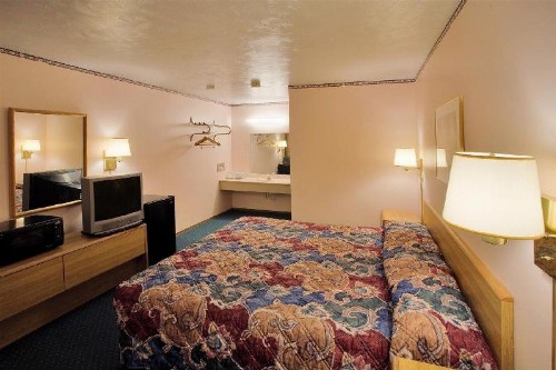 Americas Best Value Inn Murphysboro Carbondale - image 10