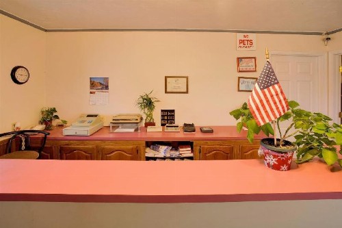 Americas Best Value Inn Murphysboro Carbondale - image 4