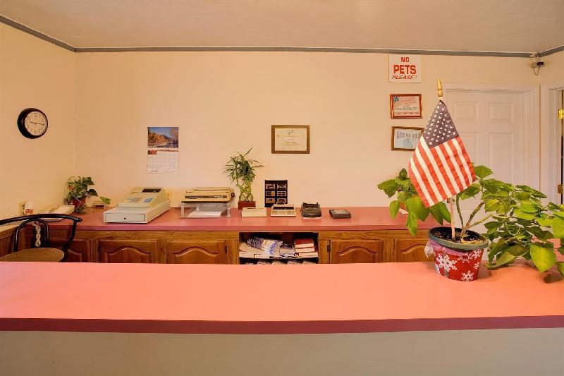 Americas Best Value Inn Murphysboro Carbondale - image 4