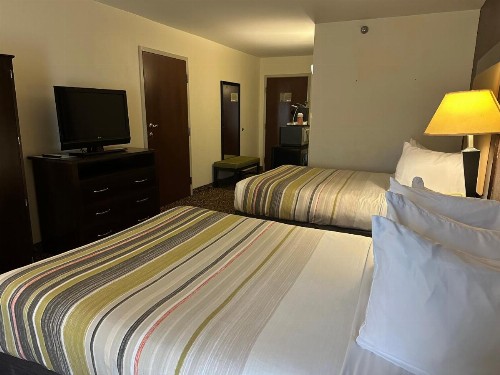 Country Inn & Suites by Radisson Murrells Inlet SC - image 3