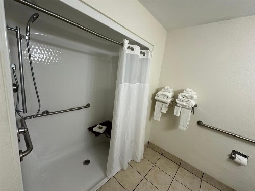 Country Inn & Suites by Radisson Murrells Inlet SC - image 36