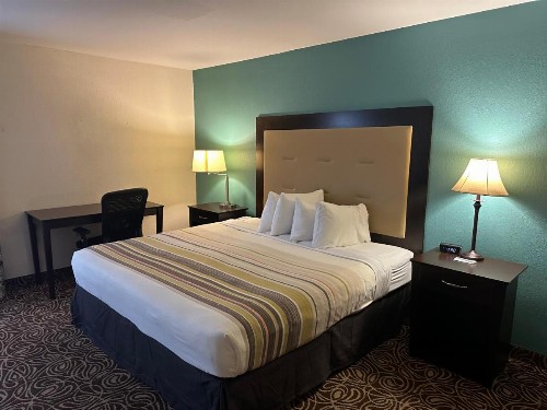 Country Inn & Suites by Radisson Murrells Inlet SC - image 7