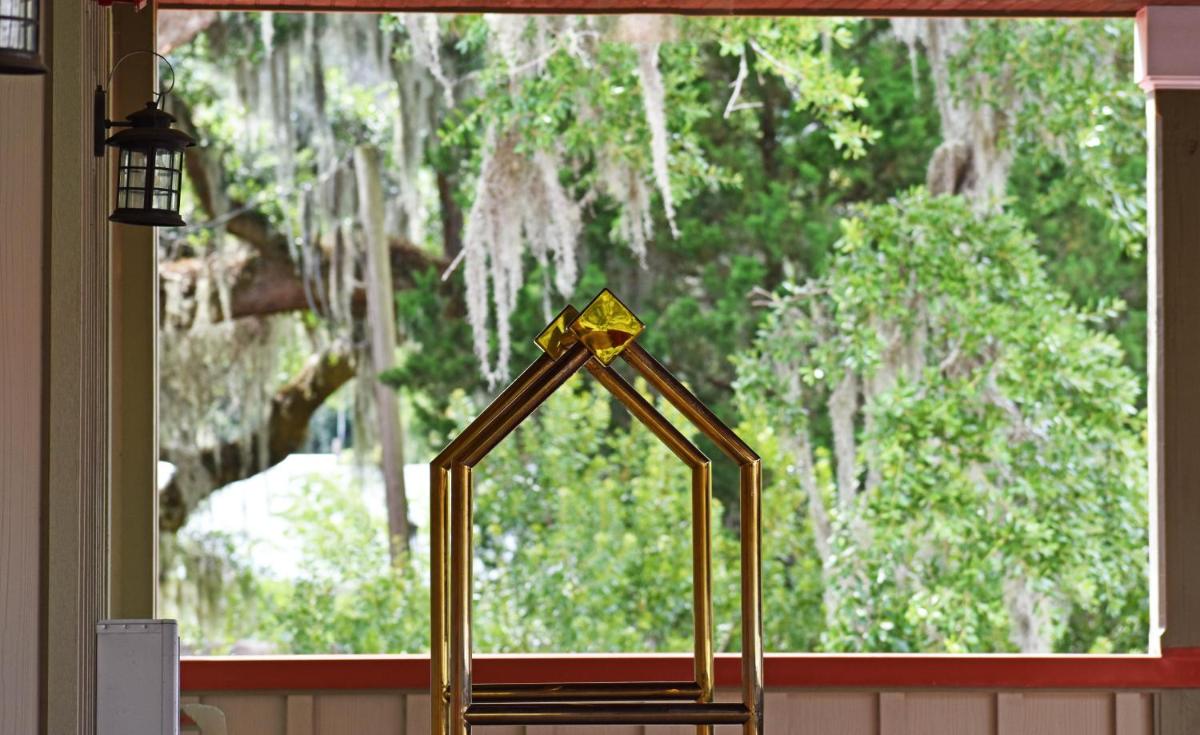 The Inlet Sports Lodge - image 3