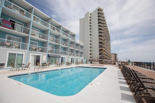 Garden City Inn - image 10