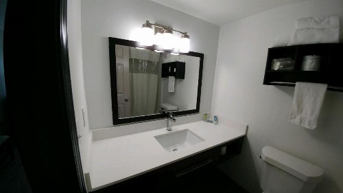 Garden City Inn - image 21