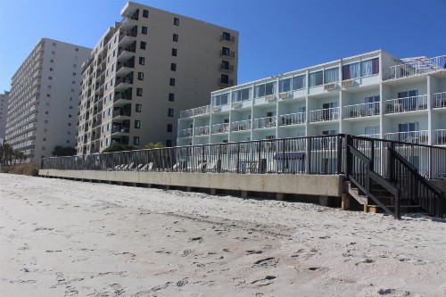 Garden City Inn - image 28
