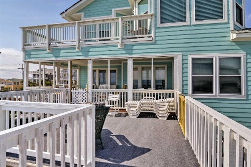 Oceanfront 'Lee Cottage' - 4 Miles to Marsh Walk! - image 3