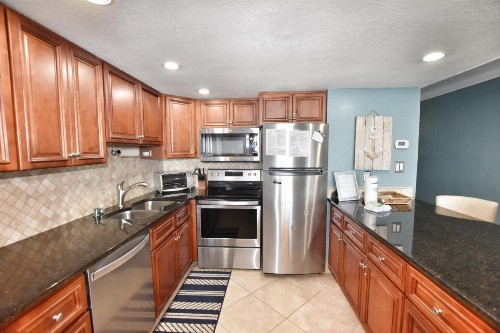 1004 Waters Edge Resort condo - image 13