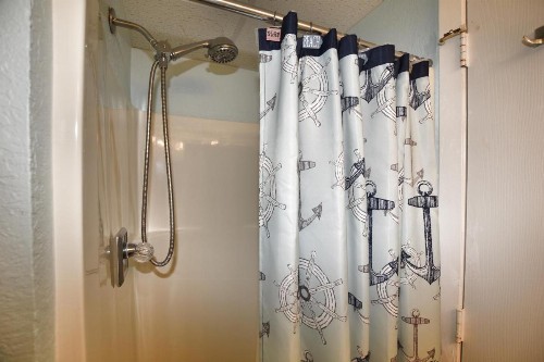 1004 Waters Edge Resort condo - image 21