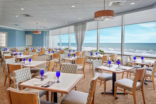 Royale Palms Condominiums - image 16