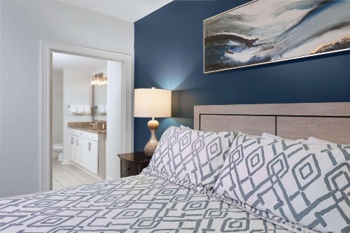 Royale Palms Condominiums - image 23