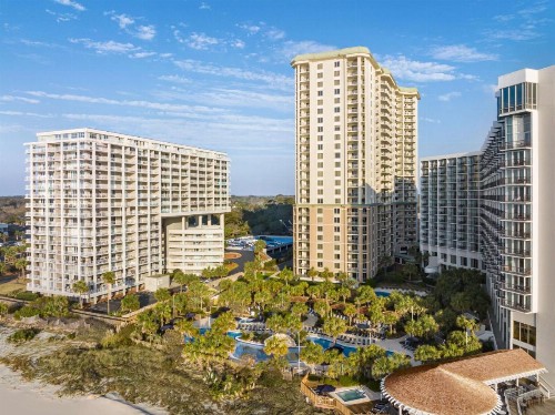 Royale Palms Condominiums - image 4
