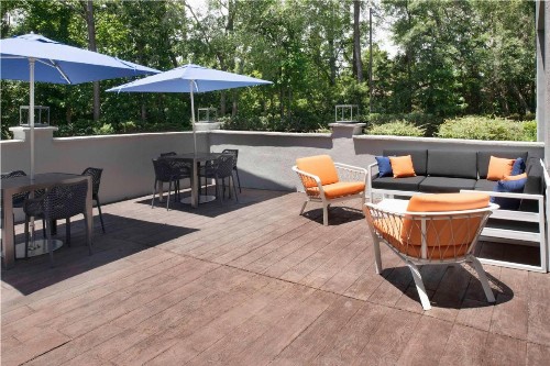 Hampton Inn Northwood - image 23