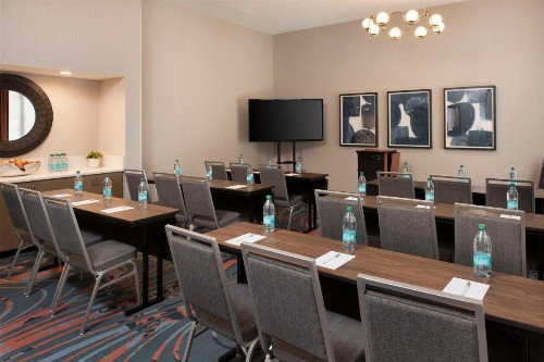 Hampton Inn Northwood - image 29
