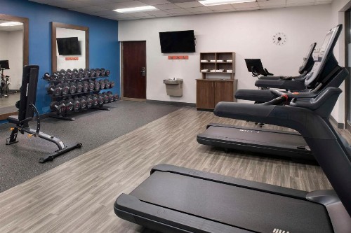 Hampton Inn Northwood - image 30