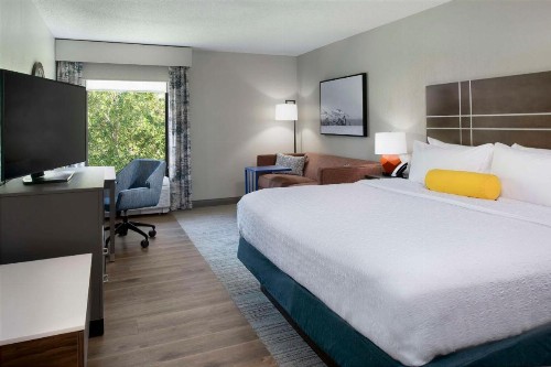 Hampton Inn Northwood - image 31