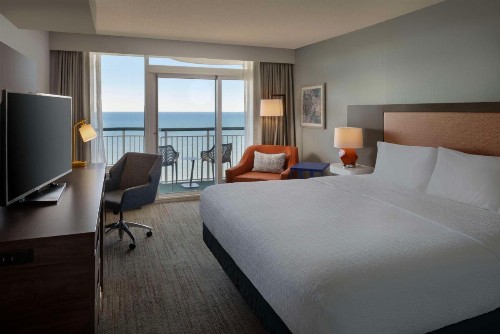 Hampton Inn & Suites Myrtle Beach Oceanfront - image 27