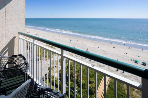 Hampton Inn & Suites Myrtle Beach Oceanfront - image 3