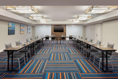 Hampton Inn & Suites Myrtle Beach Oceanfront - image 43