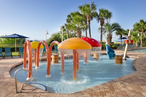 Hampton Inn & Suites Myrtle Beach Oceanfront - image 5