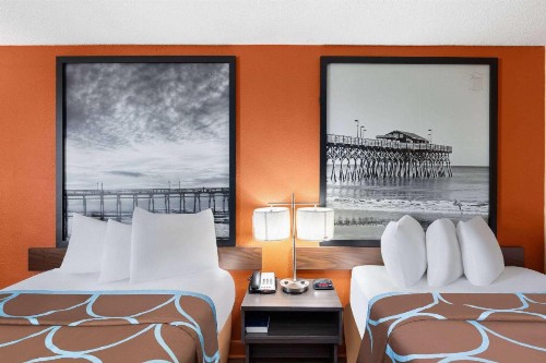 Super 8 by Wyndham Myrtle Beach/Market Common Area - image 23