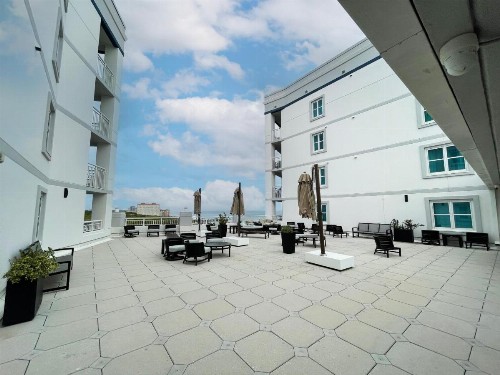 The Horizon at 77th - image 23