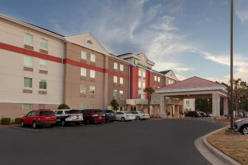 Holiday Inn Express Myrtle Beach-Broadway at the Beach an IHG Hotel - image 23