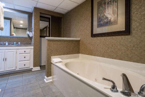 Best Western PLUS - Grand Strand Inn & Suites - image 29