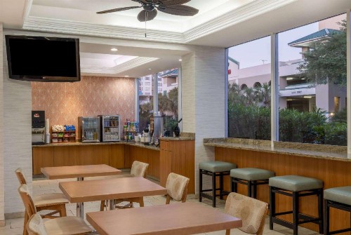 Best Western PLUS - Grand Strand Inn & Suites - image 32
