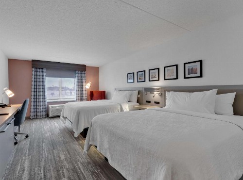 Hilton Garden Inn Myrtle Beach/Coastal Grand Mall - image 30