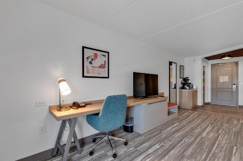 Hilton Garden Inn Myrtle Beach/Coastal Grand Mall - image 40
