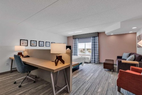 Hilton Garden Inn Myrtle Beach/Coastal Grand Mall - image 43