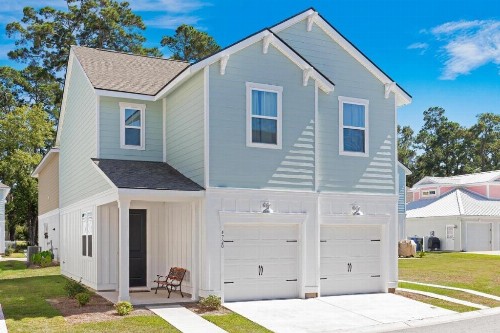 Myrtlewood Condos - image 1