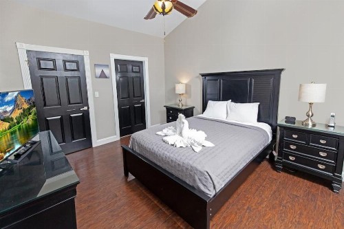 Myrtlewood Condos - image 3