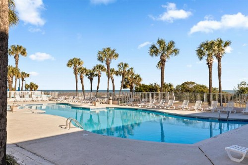 Ocean Crest Inn and Suites - image 14