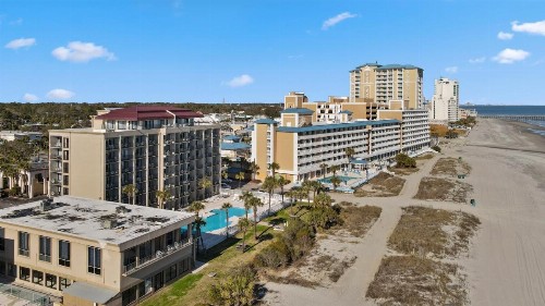 Ocean Crest Inn and Suites - image 23
