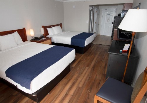 Aqua Beach Inn - image 19