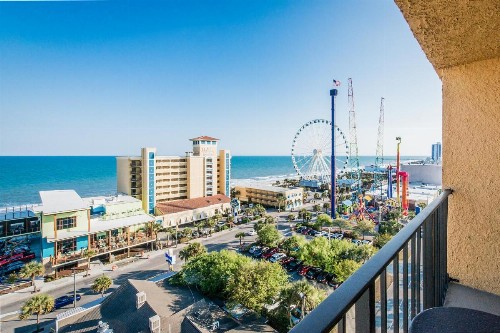 Aqua Beach Inn - image 22