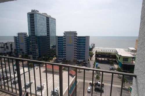 Aqua Beach Inn - image 29