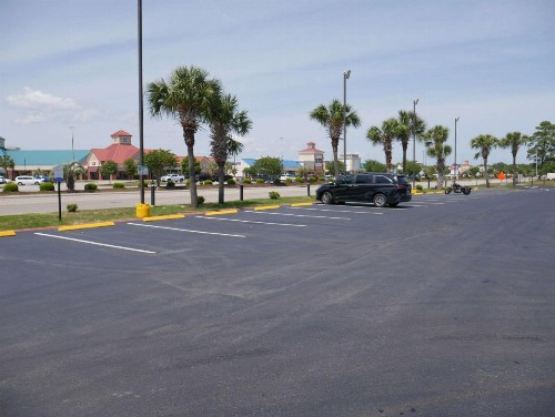 Sleep Inn near Outlets - image 18