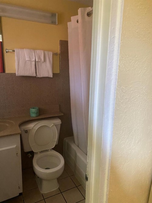 Royal Palace Inn and Suites Myrtle Beach Ocean Blvd - image 27