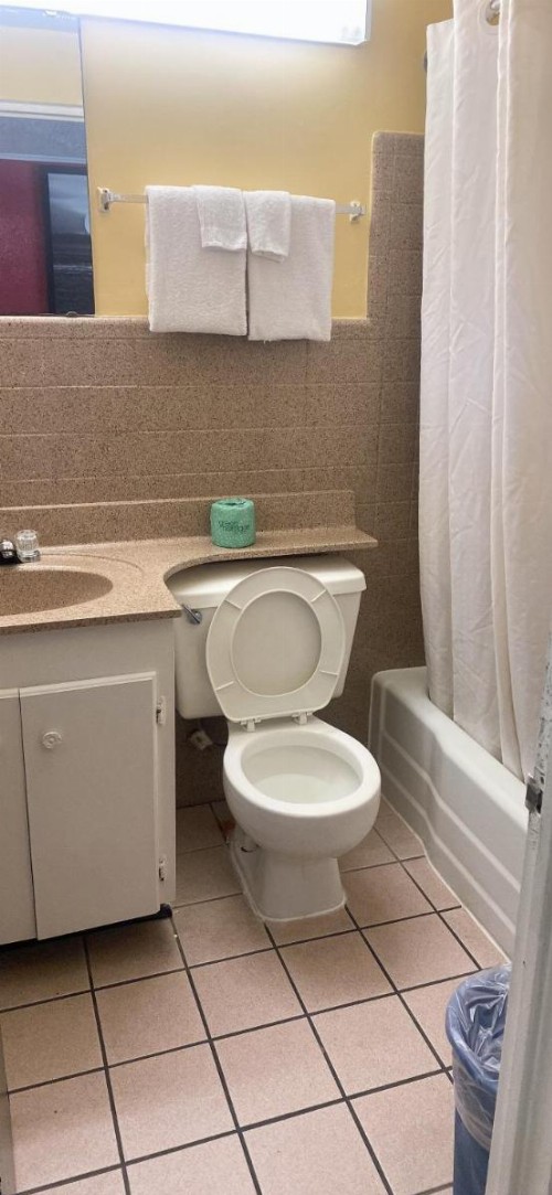 Royal Palace Inn and Suites Myrtle Beach Ocean Blvd - image 30