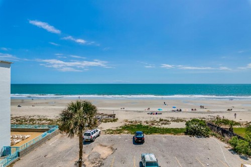 Summer Wind Inn and Suites - image 11