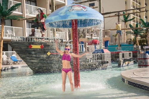 Captain's Quarters Resort - image 3