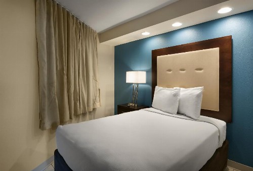 Captain's Quarters Resort - image 32