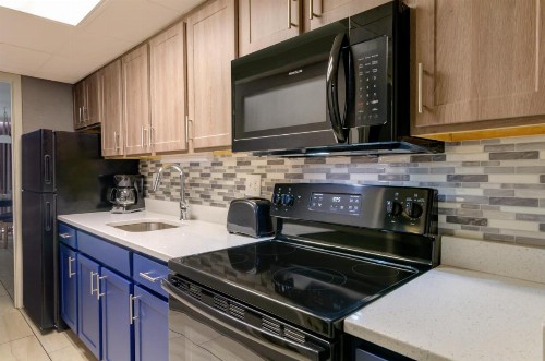 Captain's Quarters Resort - image 34